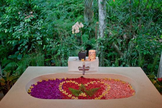 Aura Spa