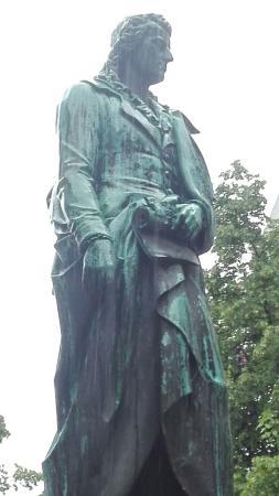 Schillerdenkmal