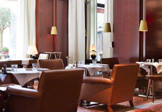 Le Bar Long