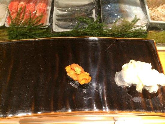 Yanone Sushi Royal Park