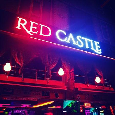 Red Castle Lounge & Bistro