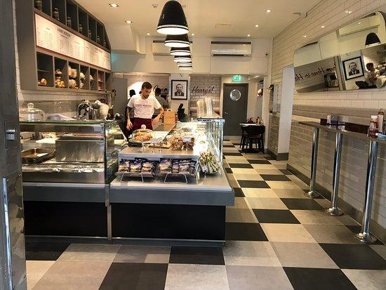 Harry Morgan Restaurant & Deli
