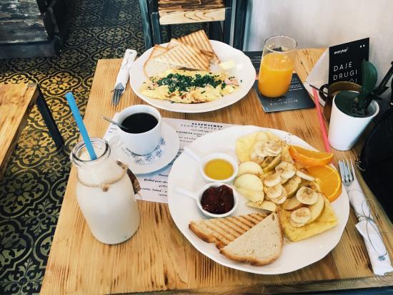 Gossip Cafe 2
