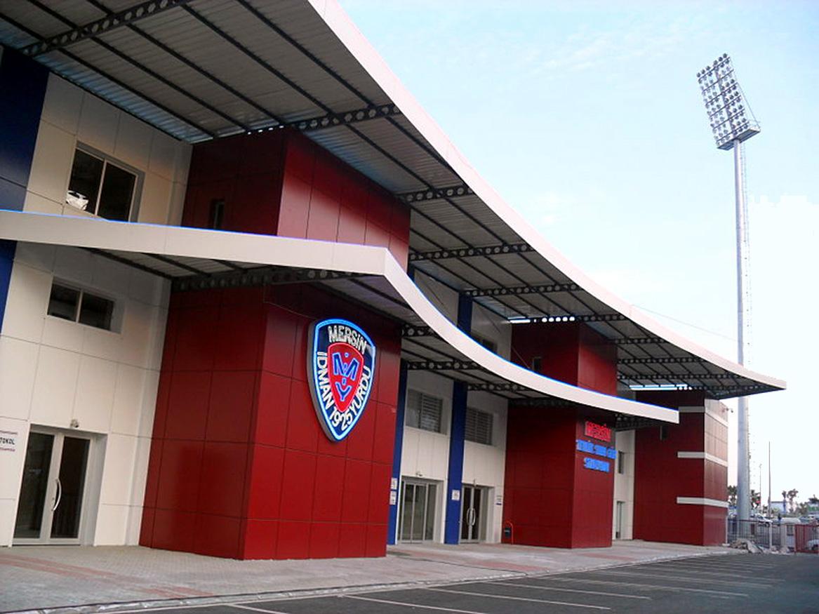 Tevfik-Sırrı-Gür-Stadion