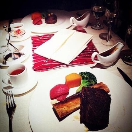 Plastic Wang Pin Steak