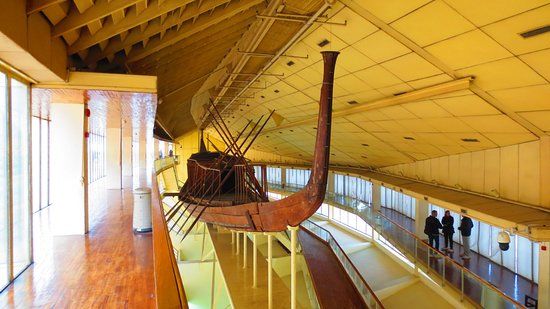 Sonnenbarkenmuseum in Giza
