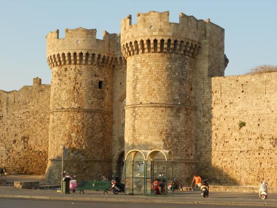Mittelalterliche Stadt von Rhodos